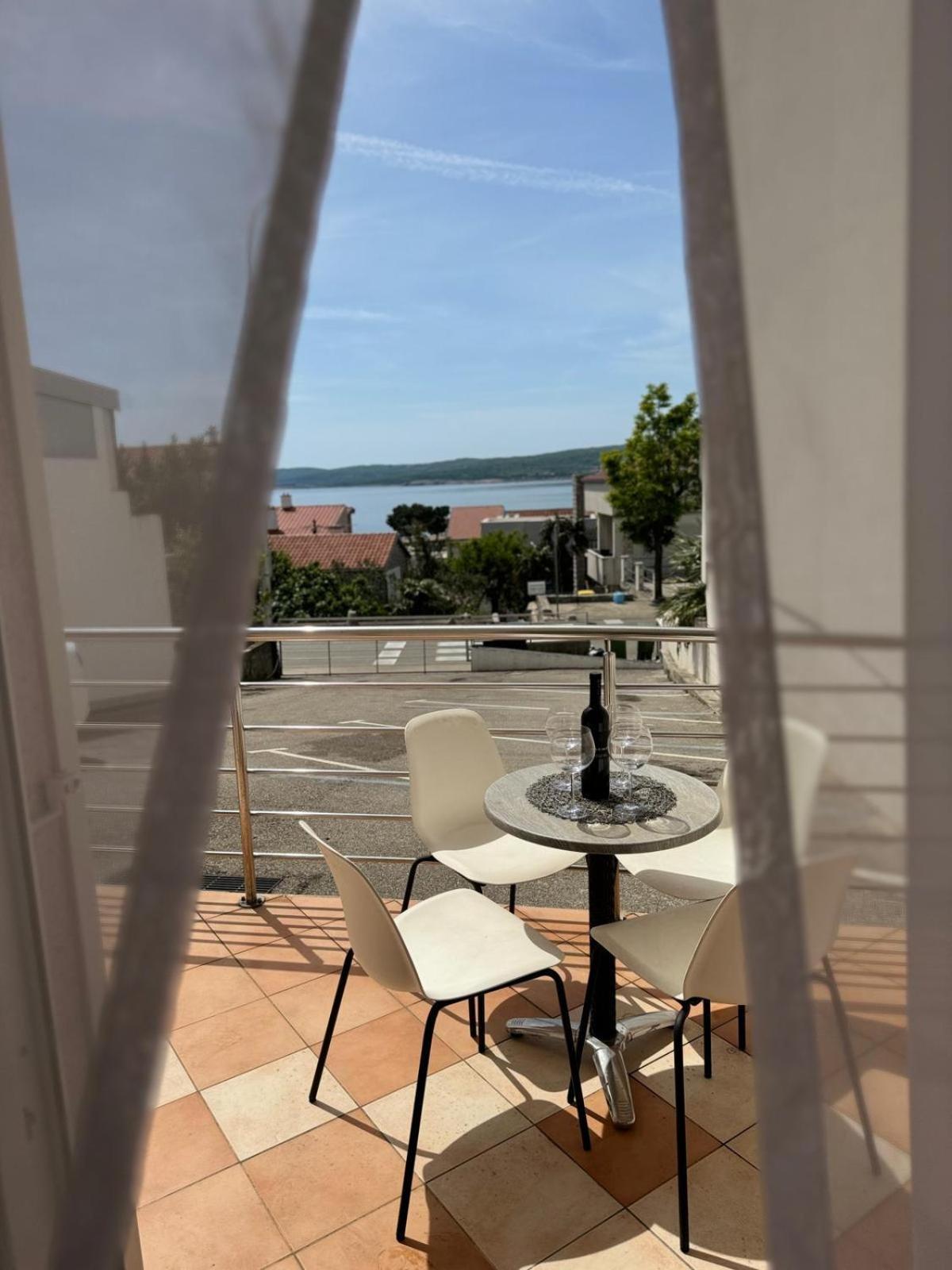 Villa Domgjoni 茨里克韦尼察 外观 照片