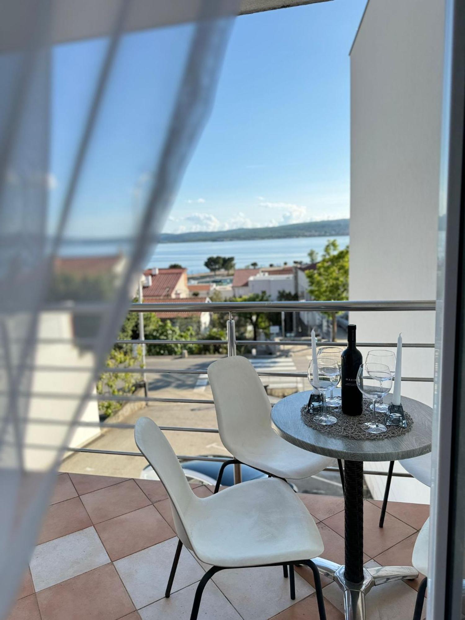 Villa Domgjoni 茨里克韦尼察 外观 照片